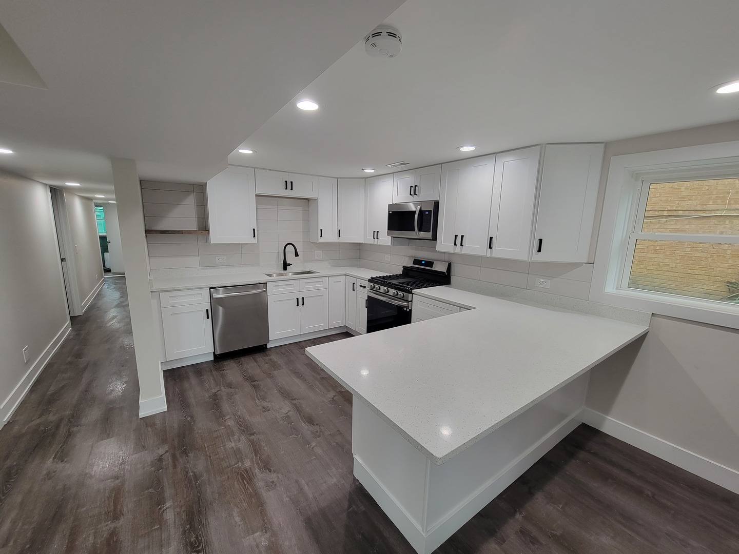 1215 Balmoral Avenue, Westchester, IL 60154