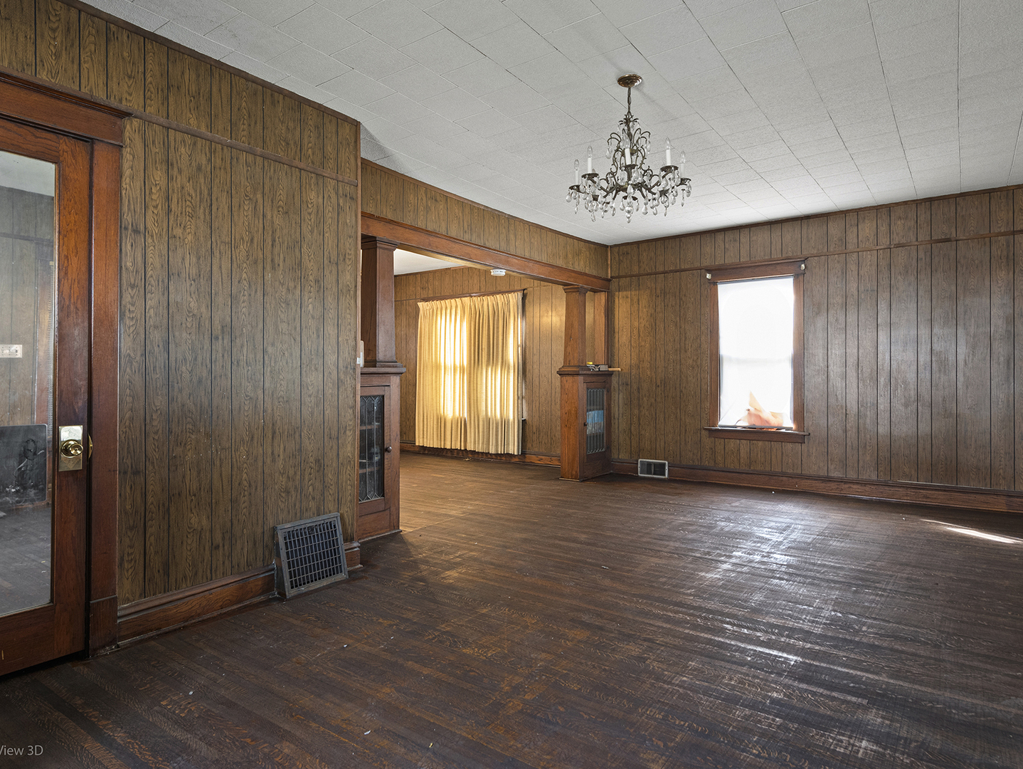 204 4th Avenue, Joliet, IL 60433