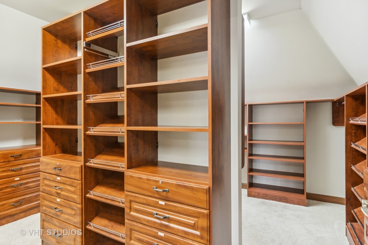 22206 N Prairie Lane, Kildeer, IL 60047