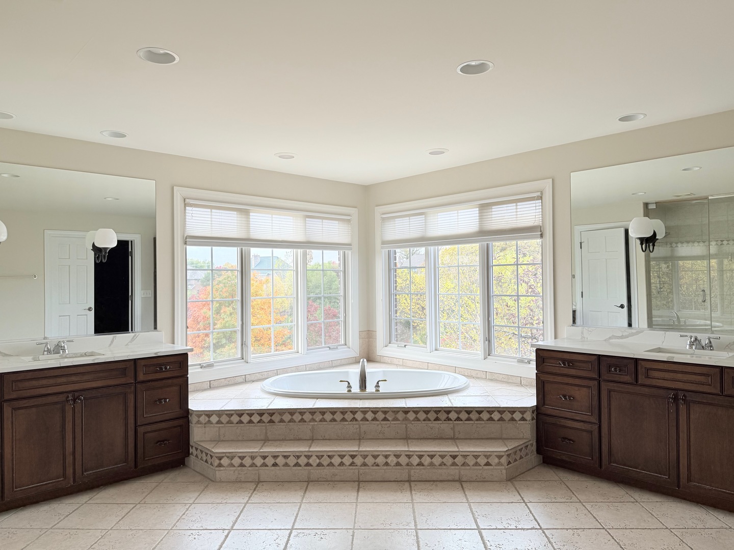 22206 N Prairie Lane, Kildeer, IL 60047