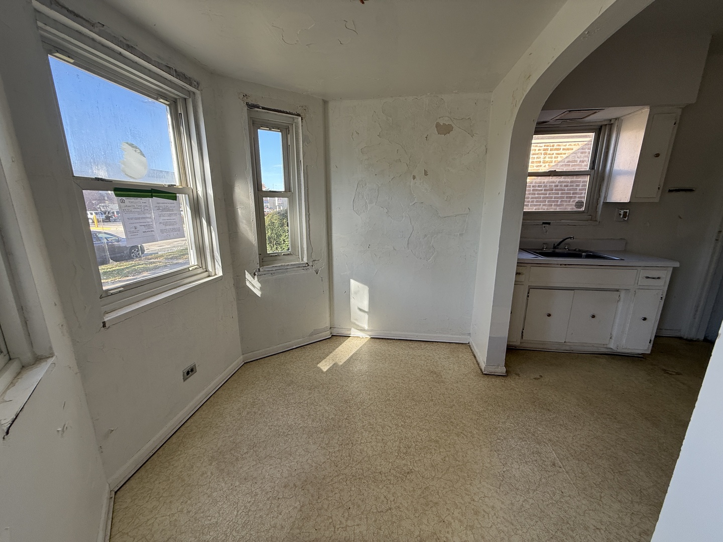 14417 S Atlantic Avenue, Riverdale, IL 60827