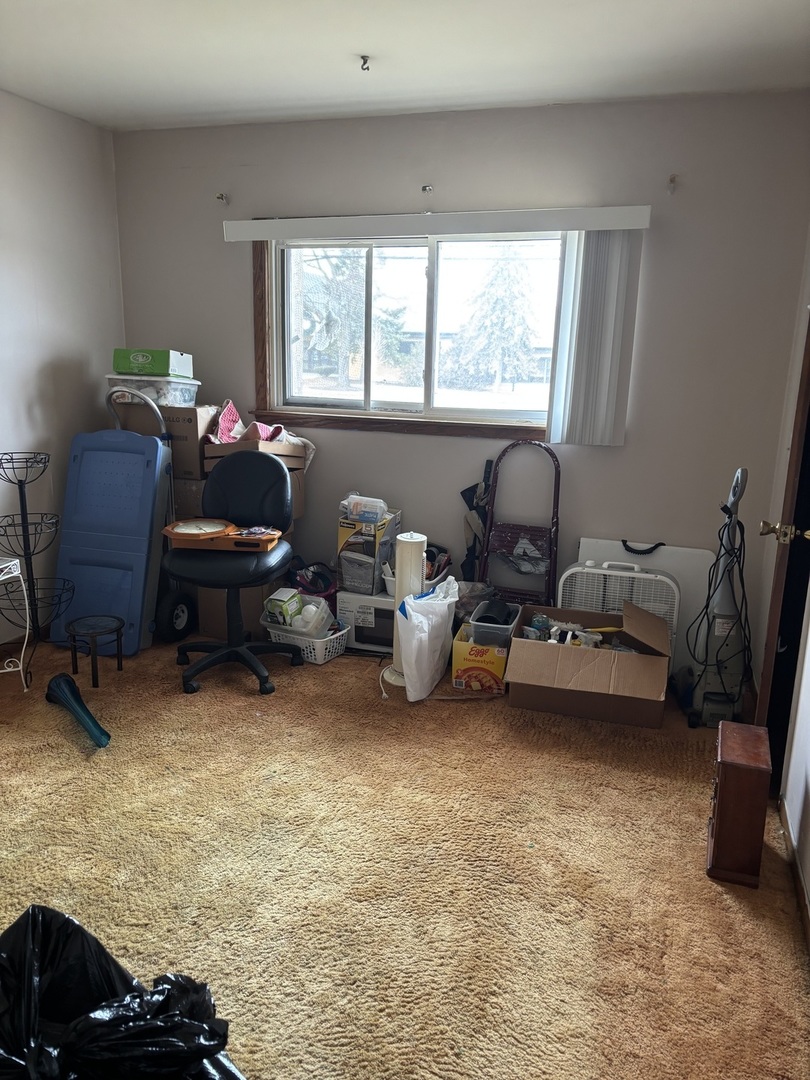 3N550 Crown Rd. Road #14, Elmhurst, IL 60126