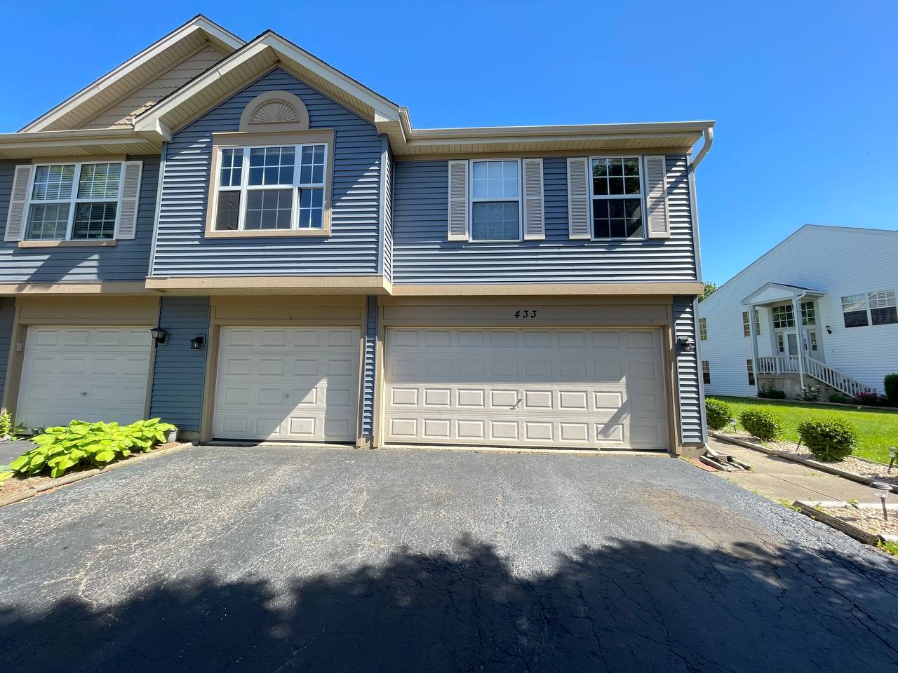 433 Gloria Lane #433, Oswego, IL 60543