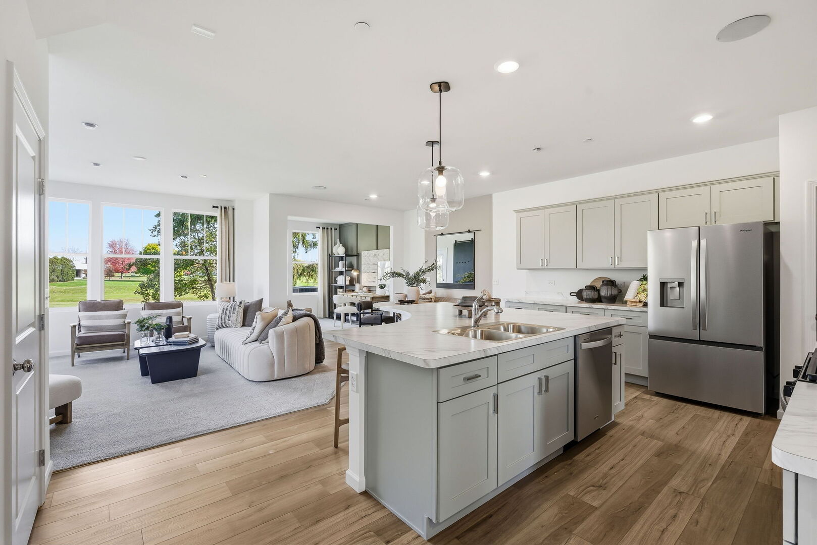 2007 Kensington Lane #01002, Hoffman Estates, IL 60169