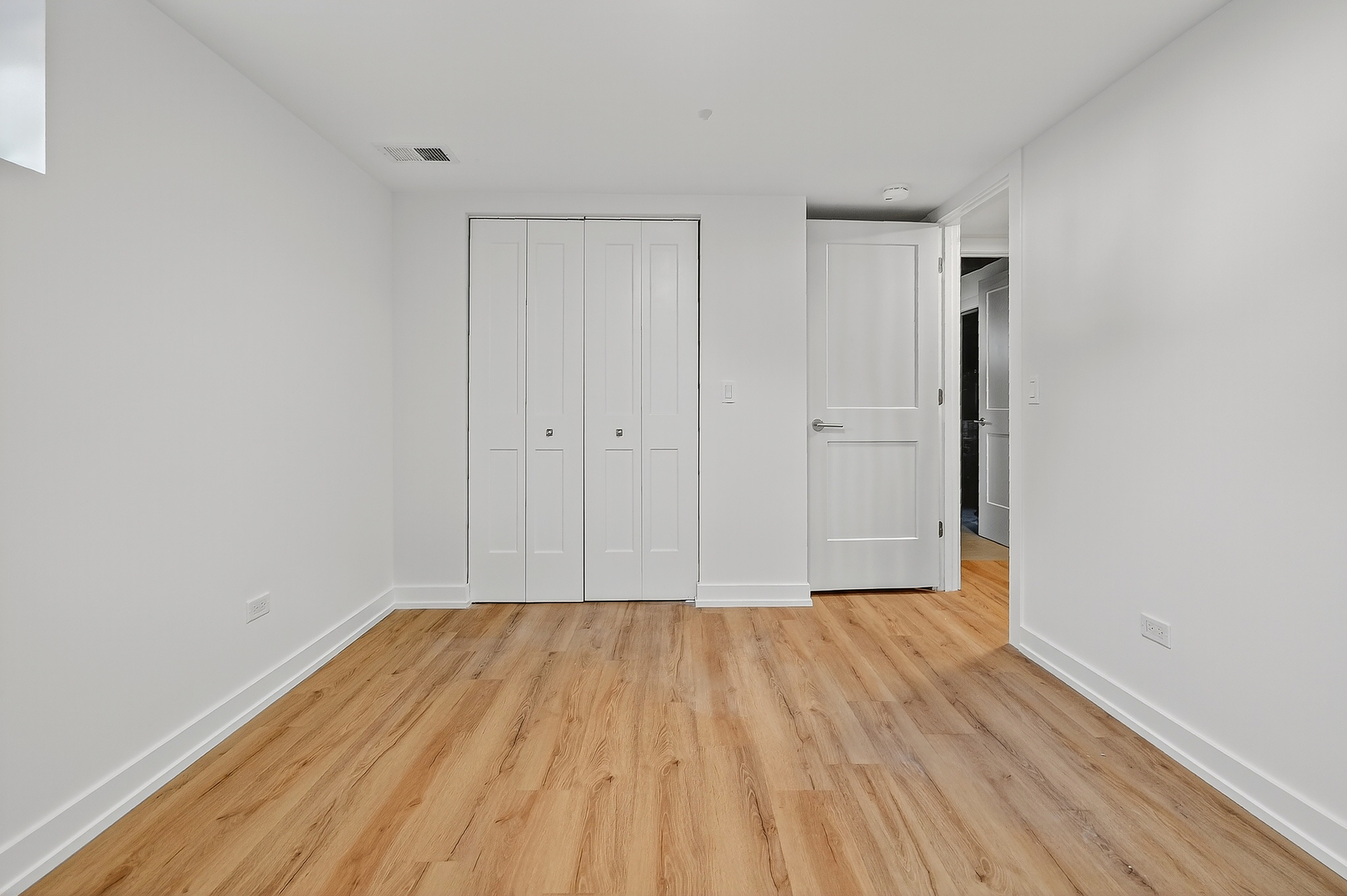 1237 N Ridge Avenue, Arlington Heights, IL 60004