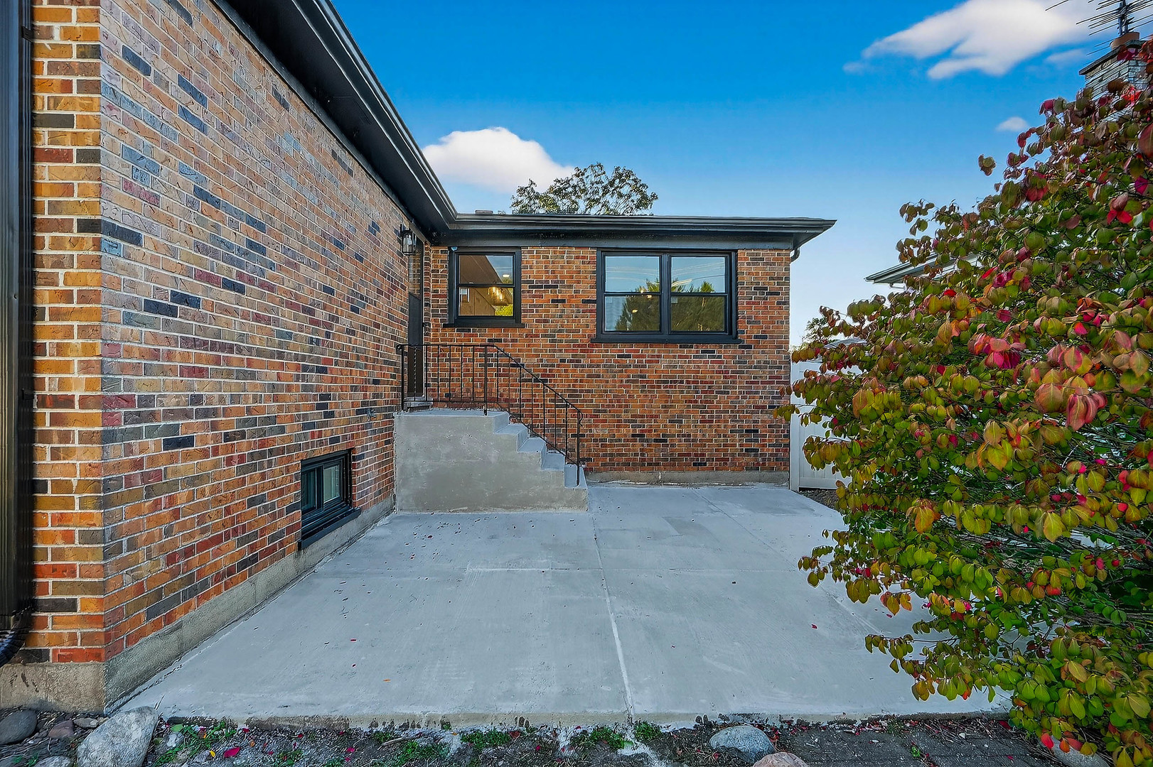 1237 N Ridge Avenue, Arlington Heights, IL 60004