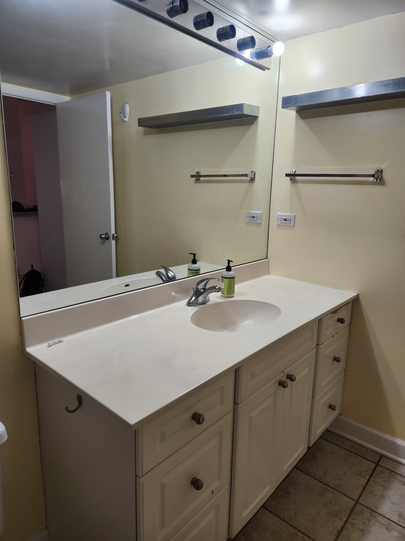 801 S Wells Street #608, Chicago, IL 60607