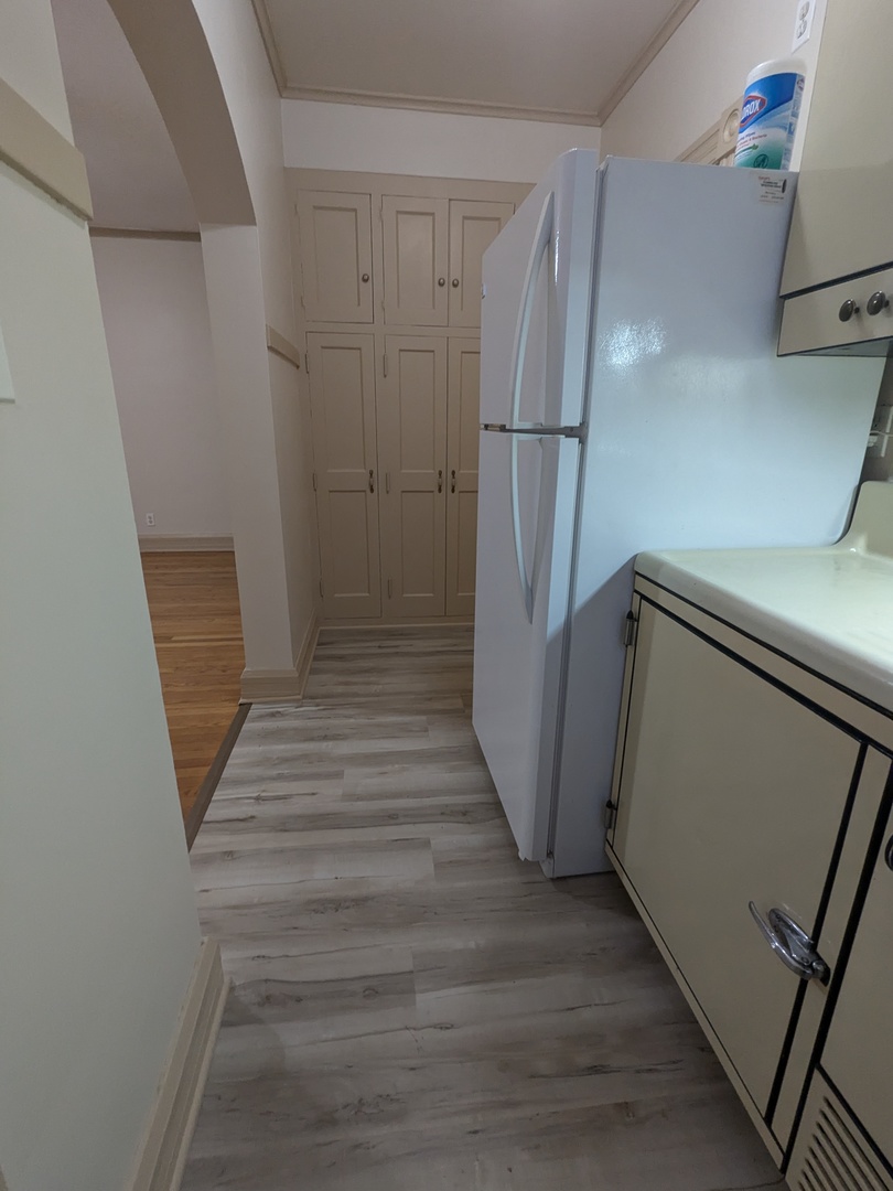 328 W Saint Charles Road #B-2, Lombard, IL 60148