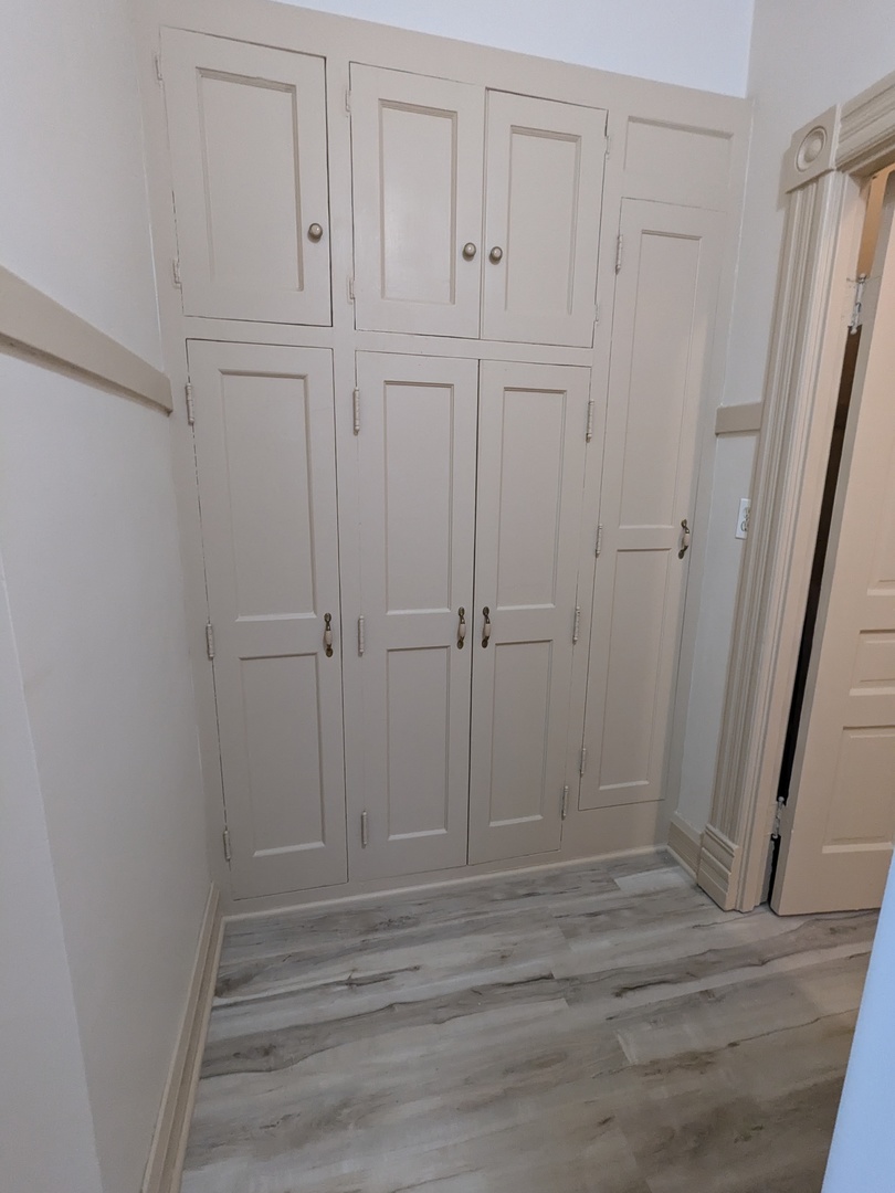 328 W Saint Charles Road #B-2, Lombard, IL 60148