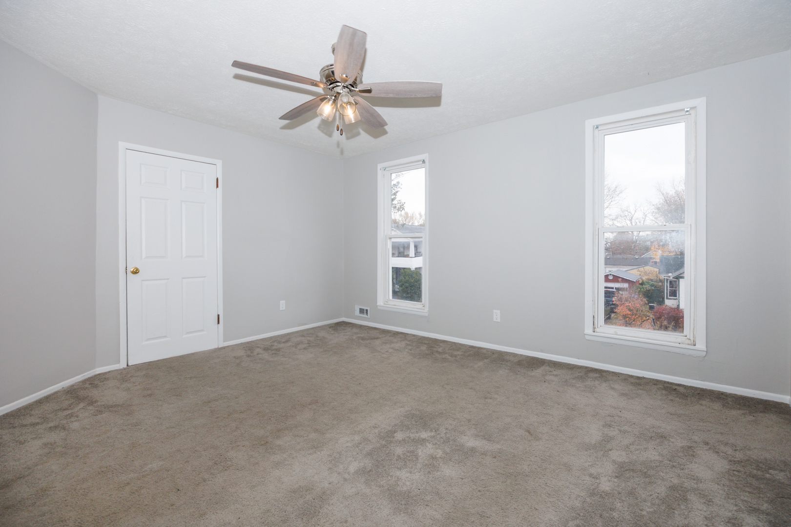 610 E Mulberry Street, Bloomington, IL 61701