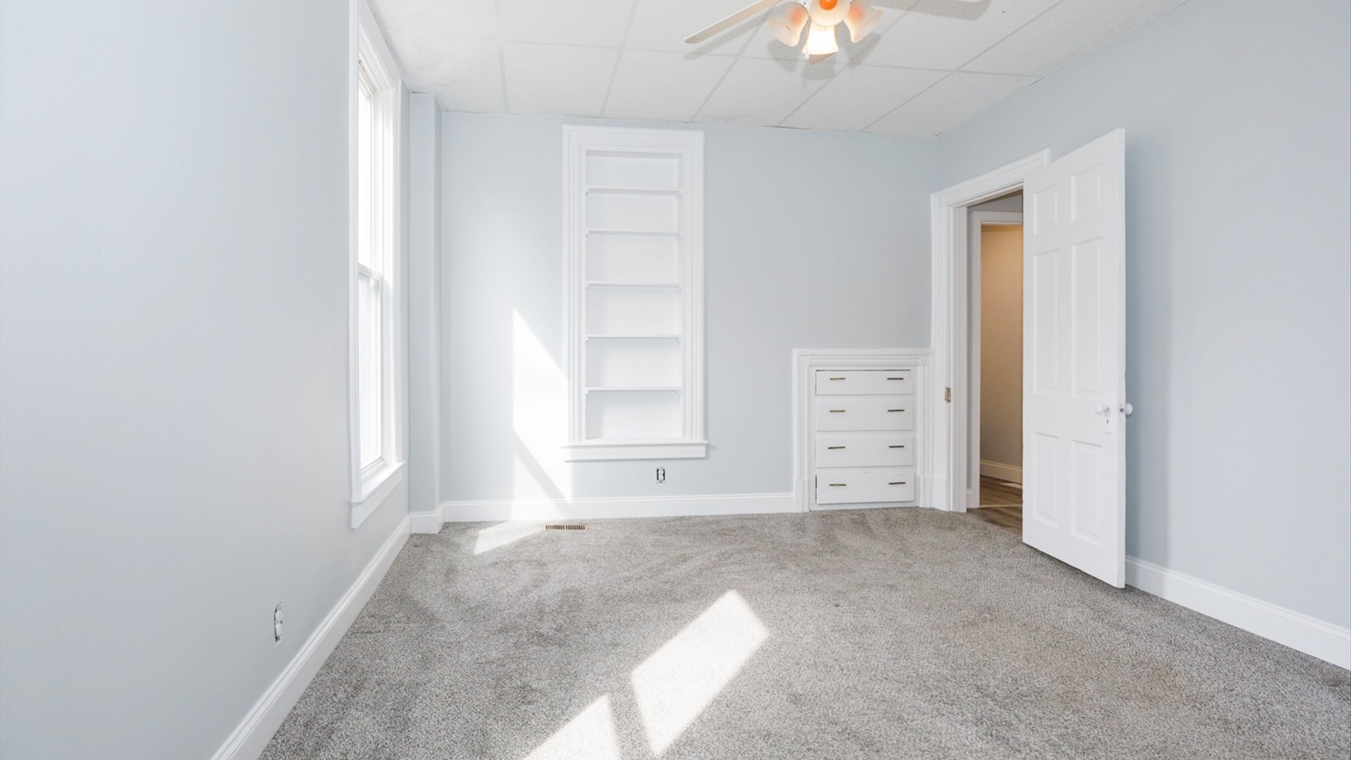 610 E Mulberry Street, Bloomington, IL 61701