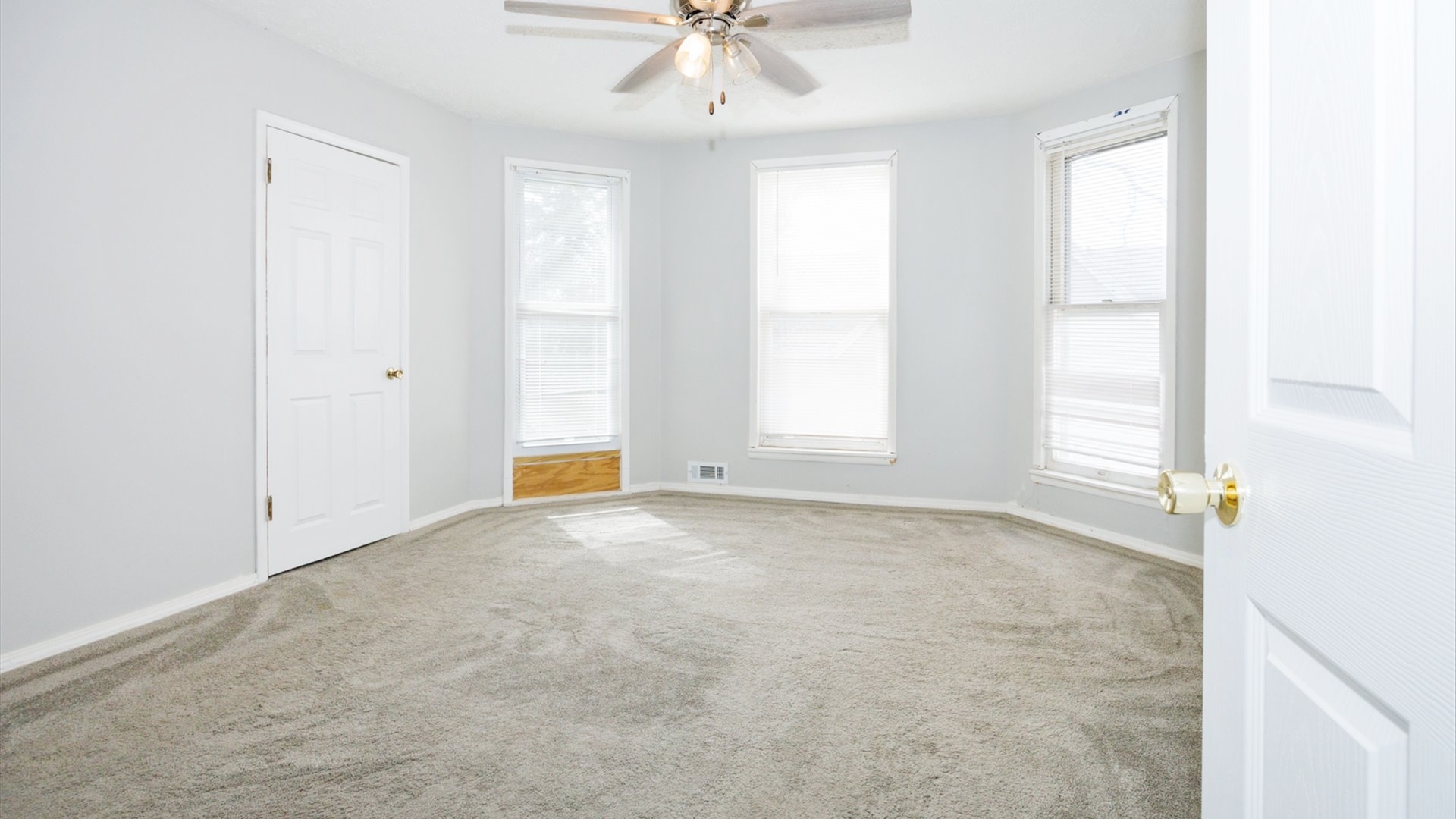 610 E Mulberry Street, Bloomington, IL 61701