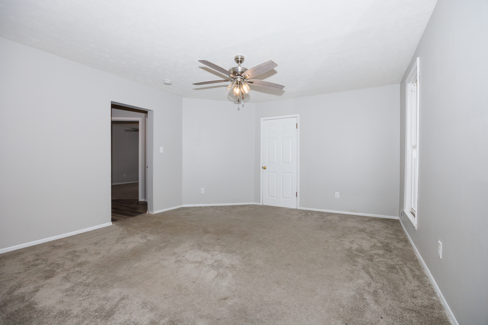 610 E Mulberry Street, Bloomington, IL 61701