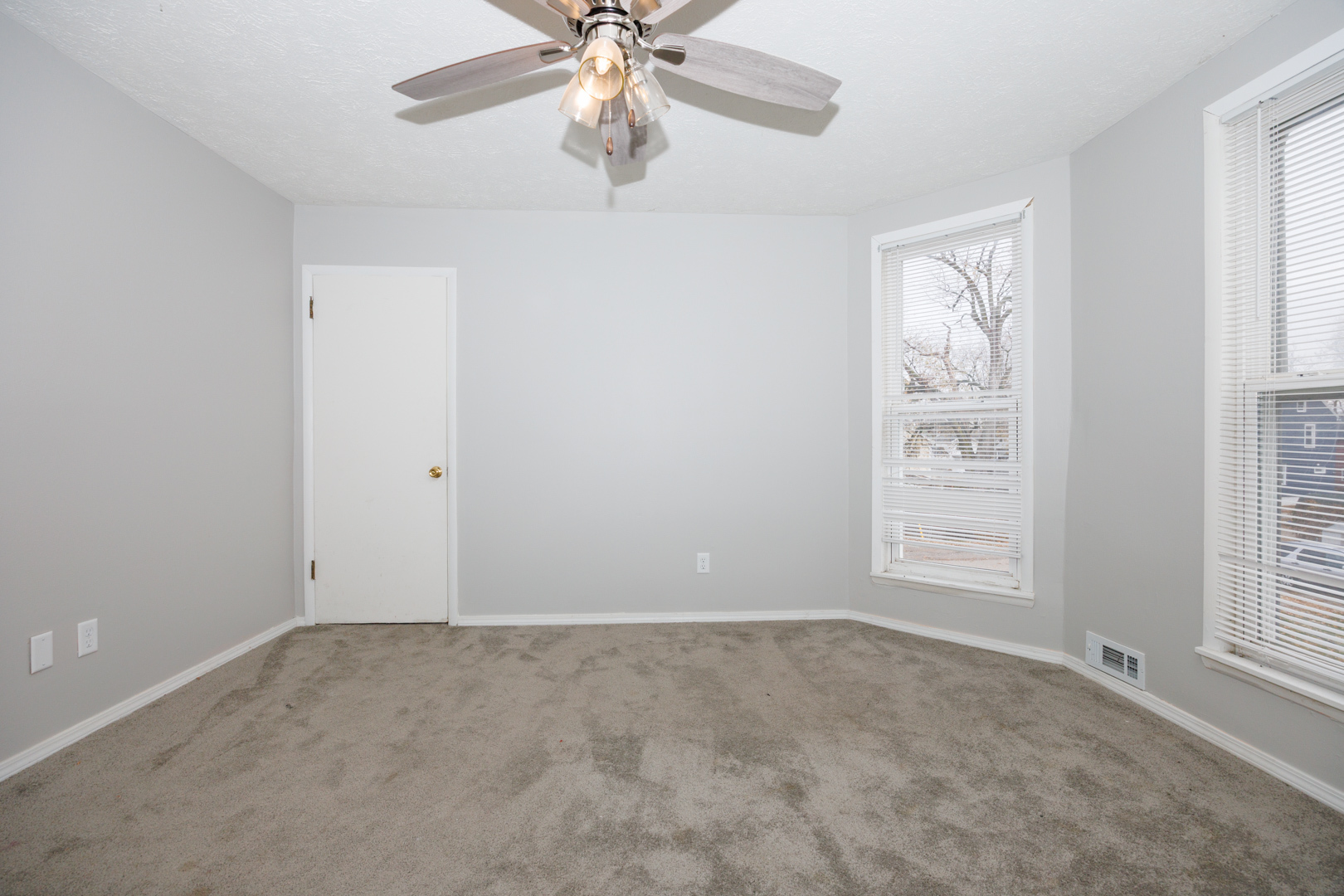 610 E Mulberry Street, Bloomington, IL 61701