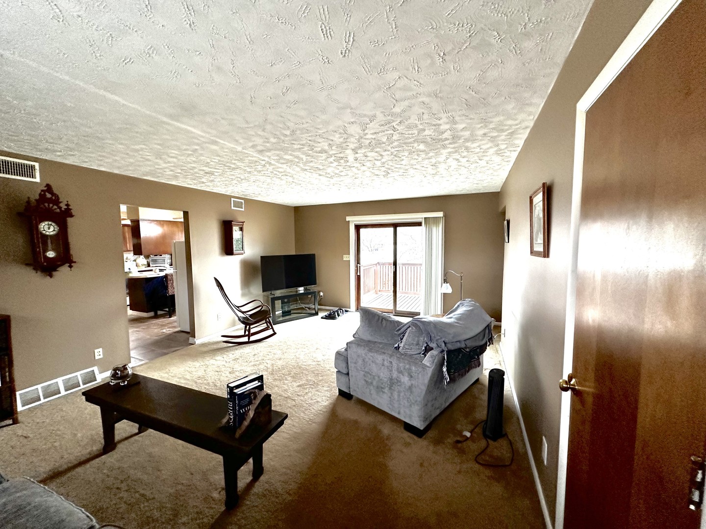 2204 E Lincoln Street #13, Bloomington, IL 61701