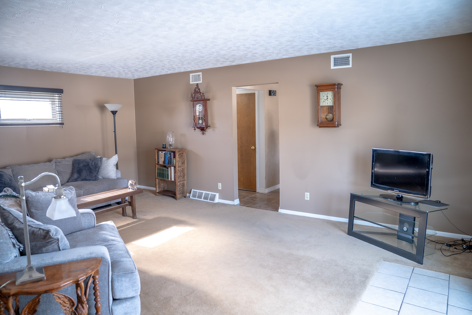 2204 E Lincoln Street #13, Bloomington, IL 61701