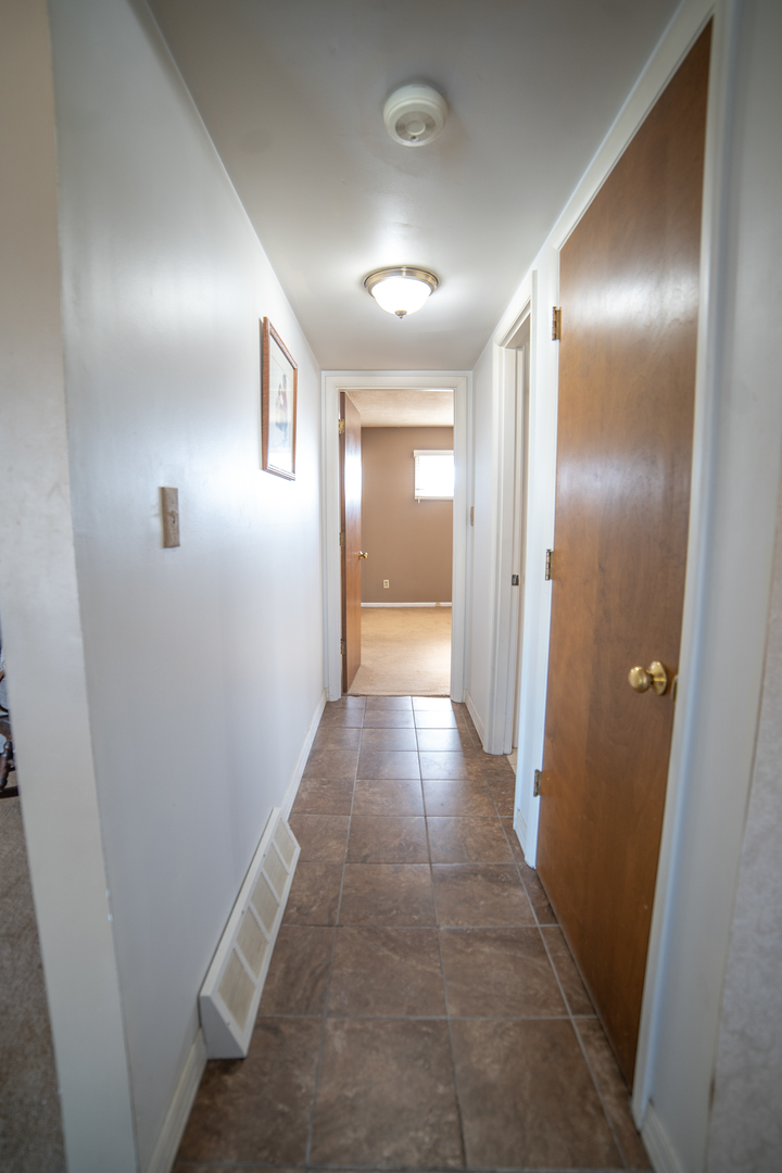 2204 E Lincoln Street #13, Bloomington, IL 61701