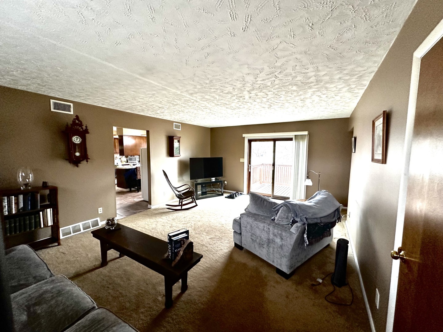 2204 E Lincoln Street #13, Bloomington, IL 61701