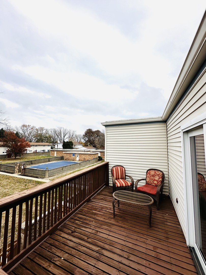 2204 E Lincoln Street #13, Bloomington, IL 61701