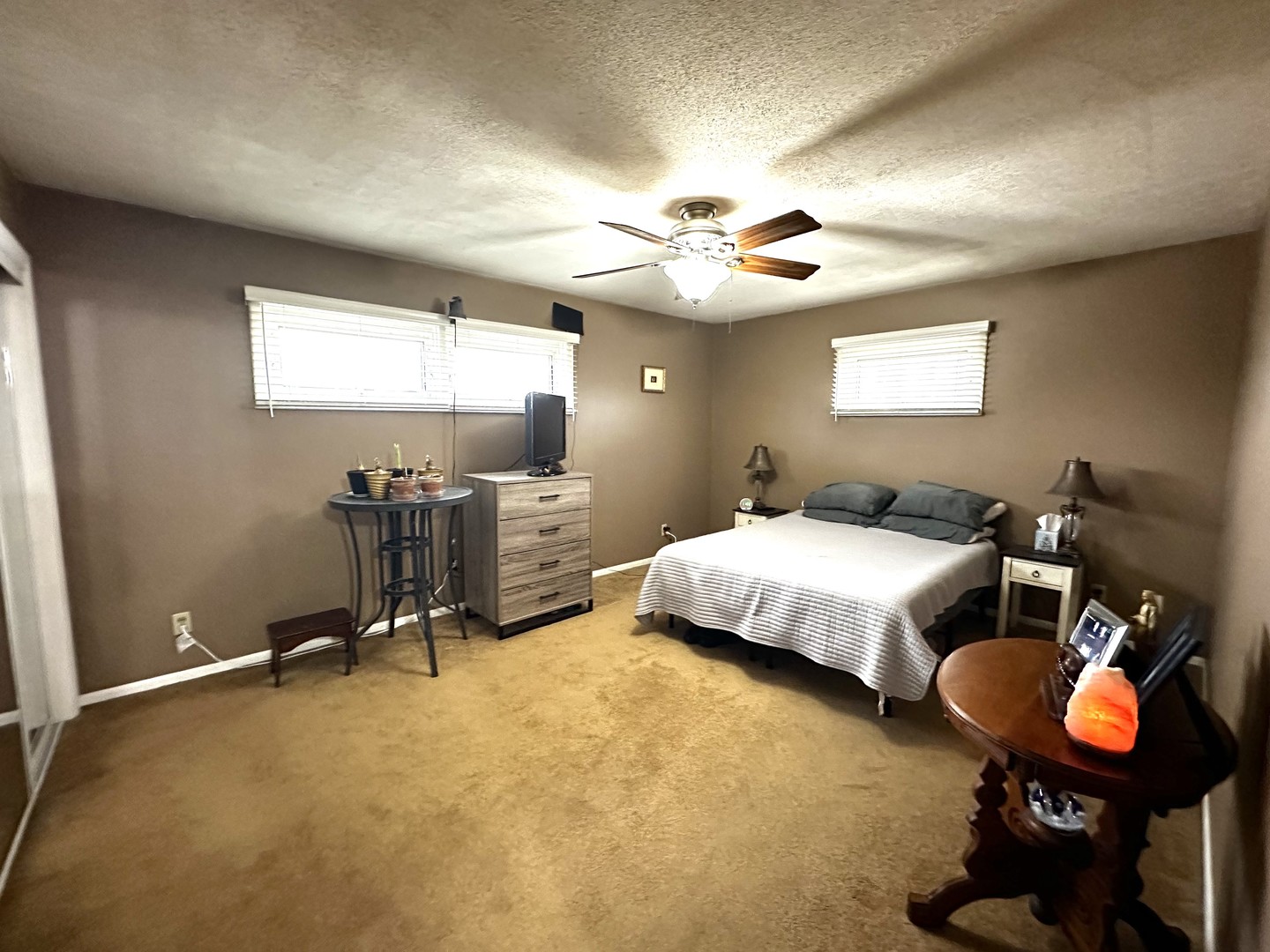 2204 E Lincoln Street #13, Bloomington, IL 61701