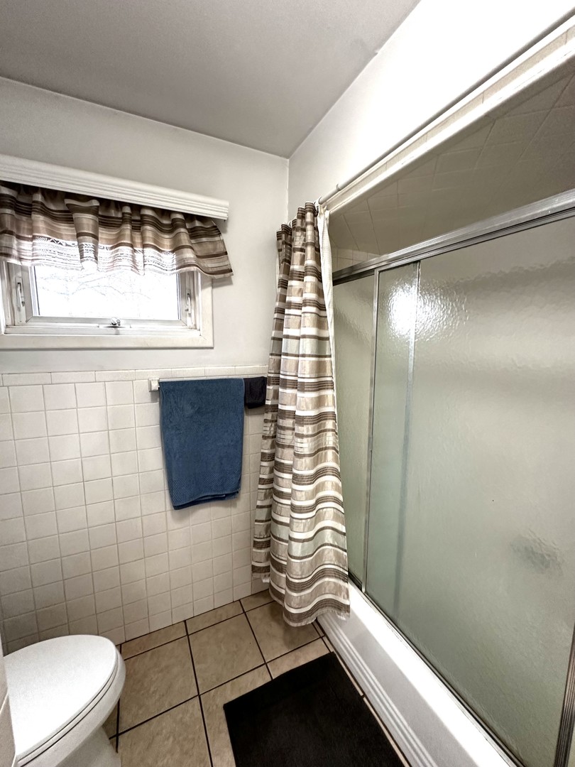 2204 E Lincoln Street #13, Bloomington, IL 61701