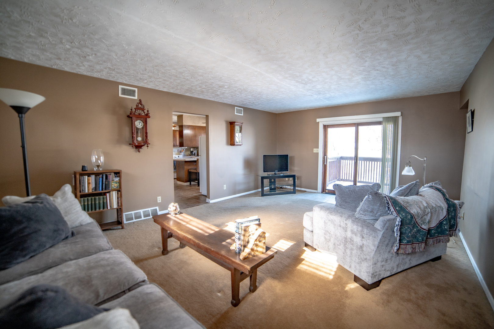 2204 E Lincoln Street #13, Bloomington, IL 61701