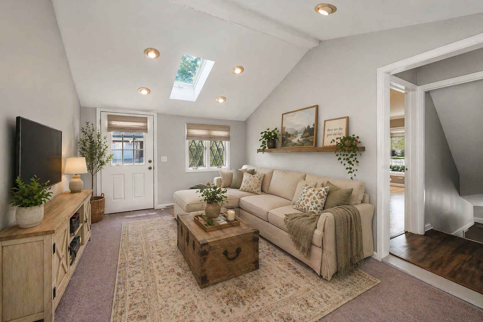 745 S CHESTNUT Avenue, Arlington Heights, IL 60005