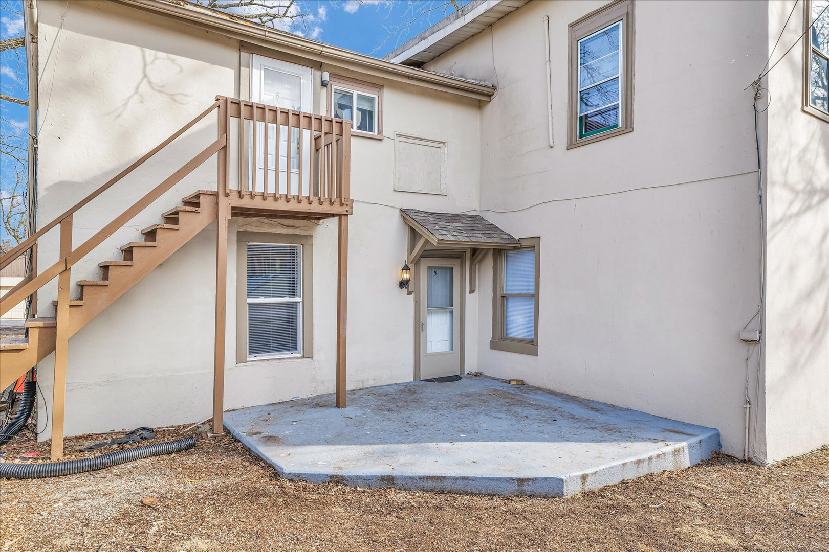 410 E Grove Street, Bloomington, IL 61701