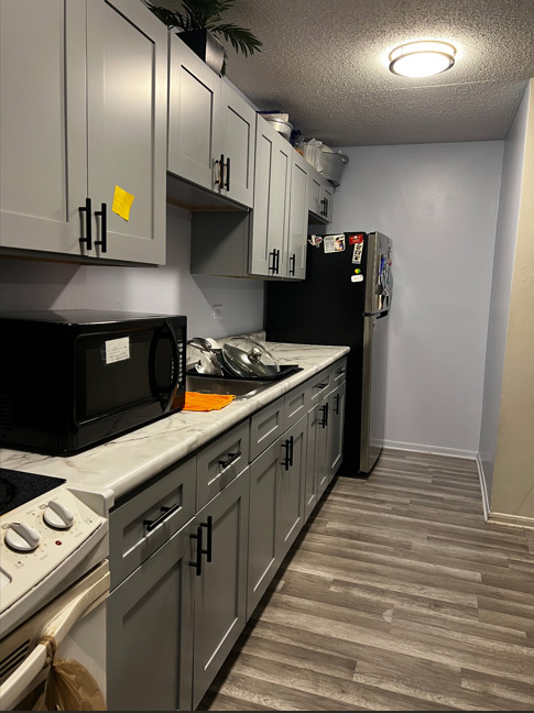 1955 N Hicks Road #105, Palatine, IL 60074