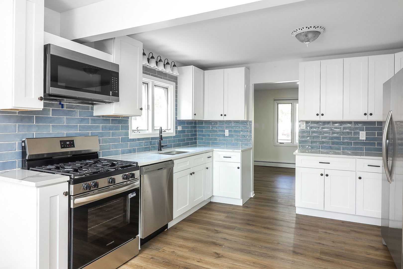 5907 W 89TH Street, Oak Lawn, IL 60453