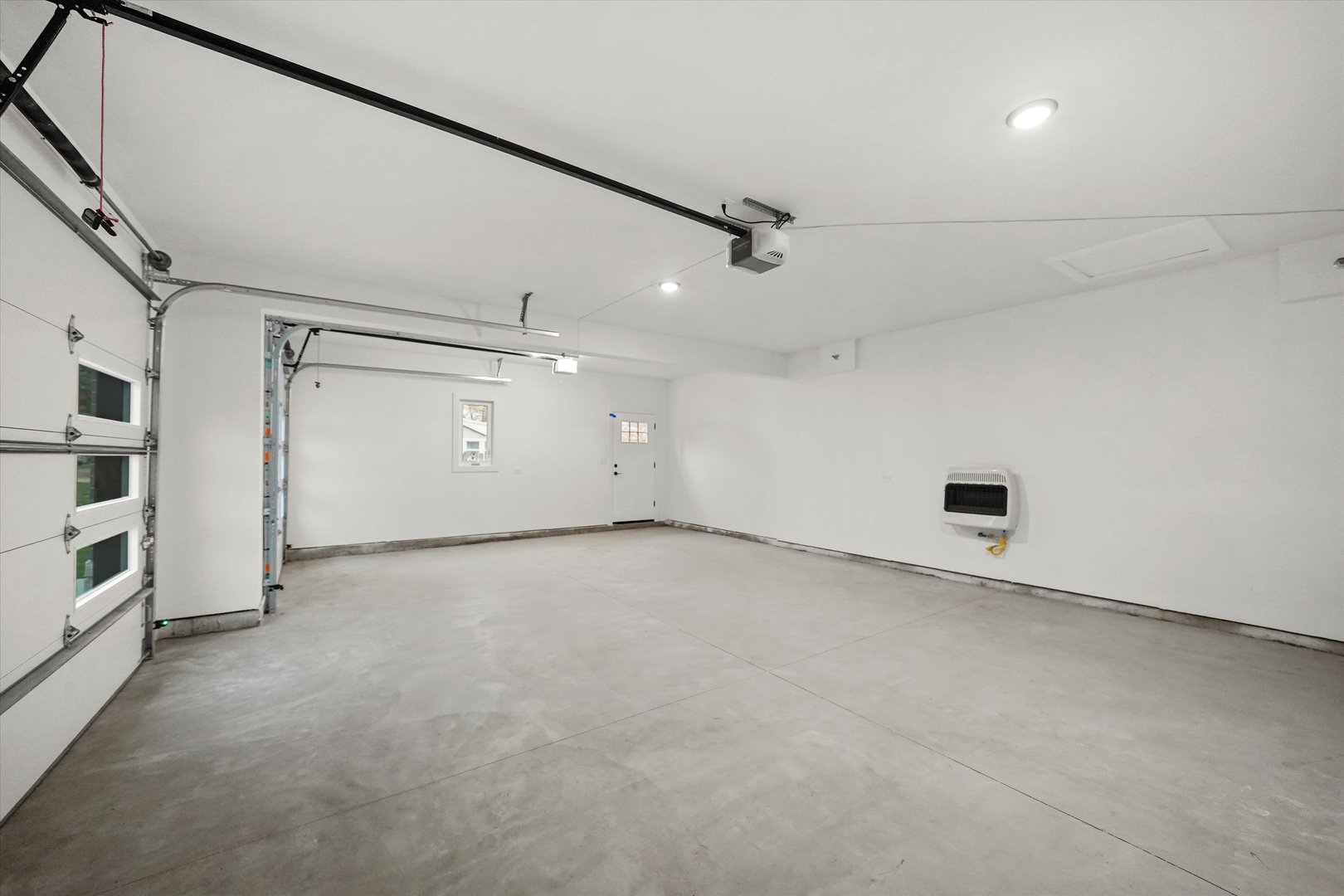 8015 S 85th Avenue, Justice, IL 60458