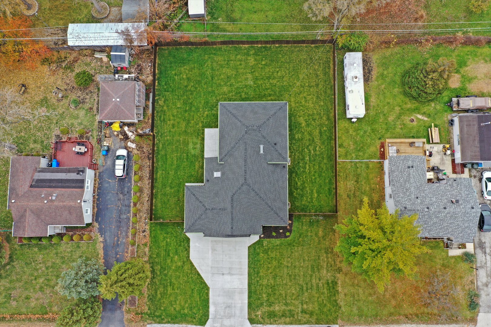 8015 S 85th Avenue, Justice, IL 60458