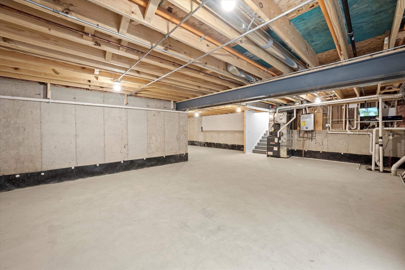 8015 S 85th Avenue, Justice, IL 60458