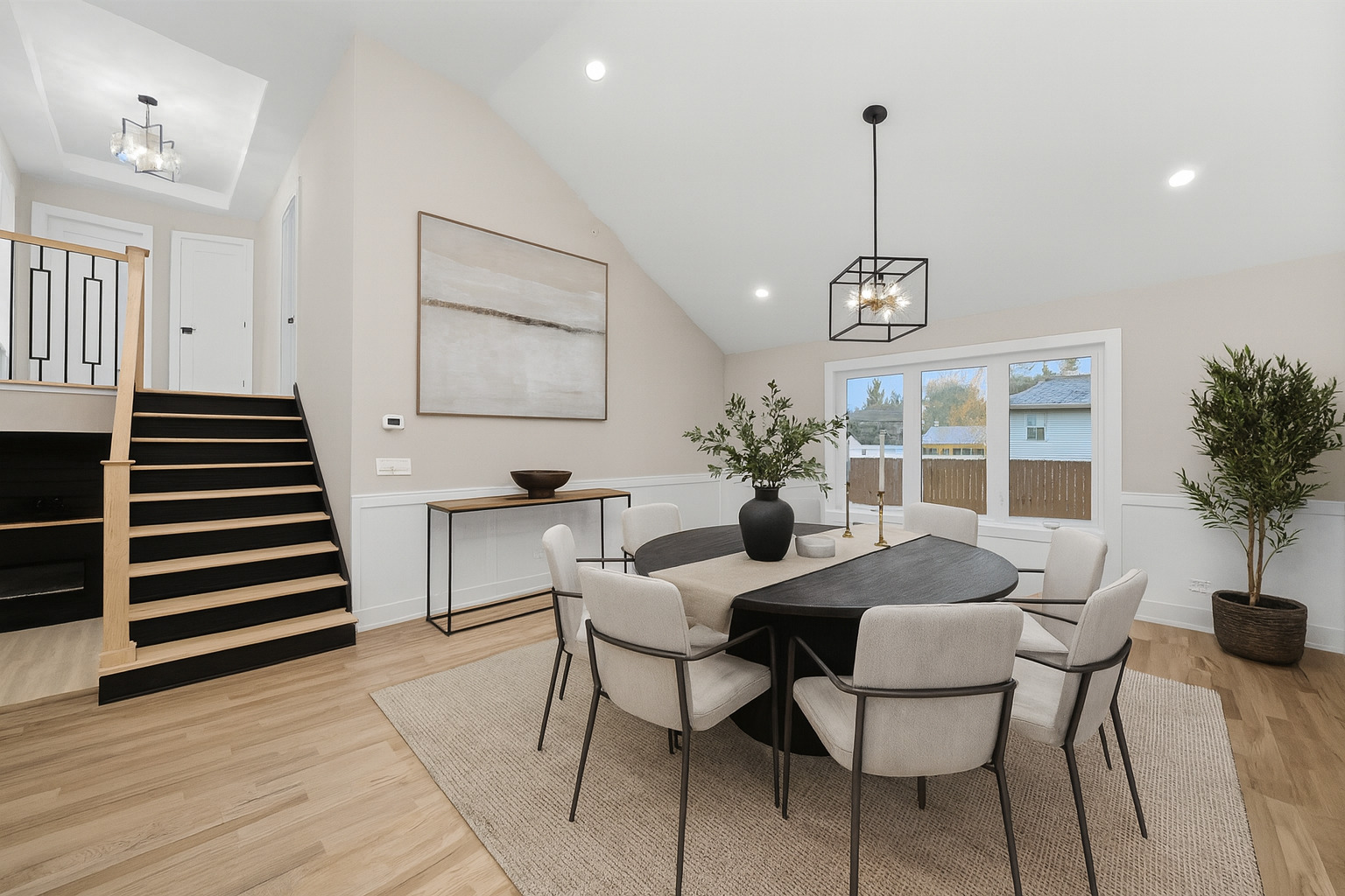 8015 S 85th Avenue, Justice, IL 60458