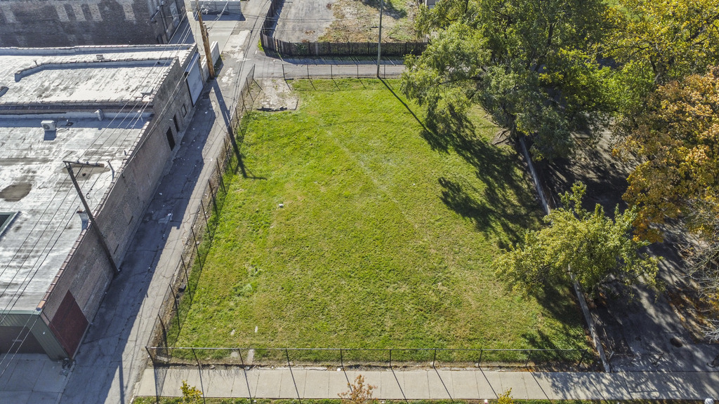 2839 W Arthington Street, Chicago, IL 60612