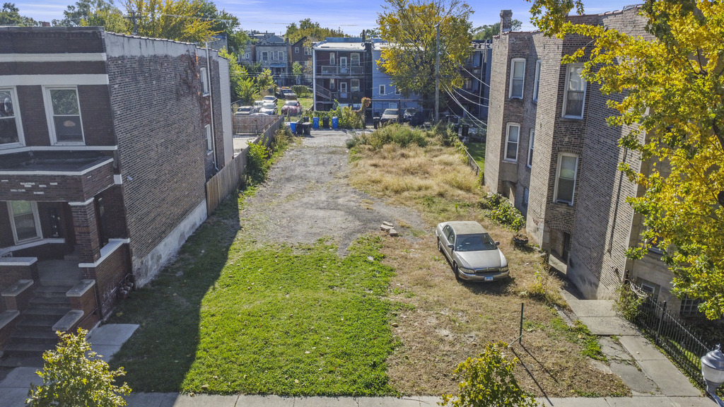 3119 W Flournoy Street, Chicago, IL 60612