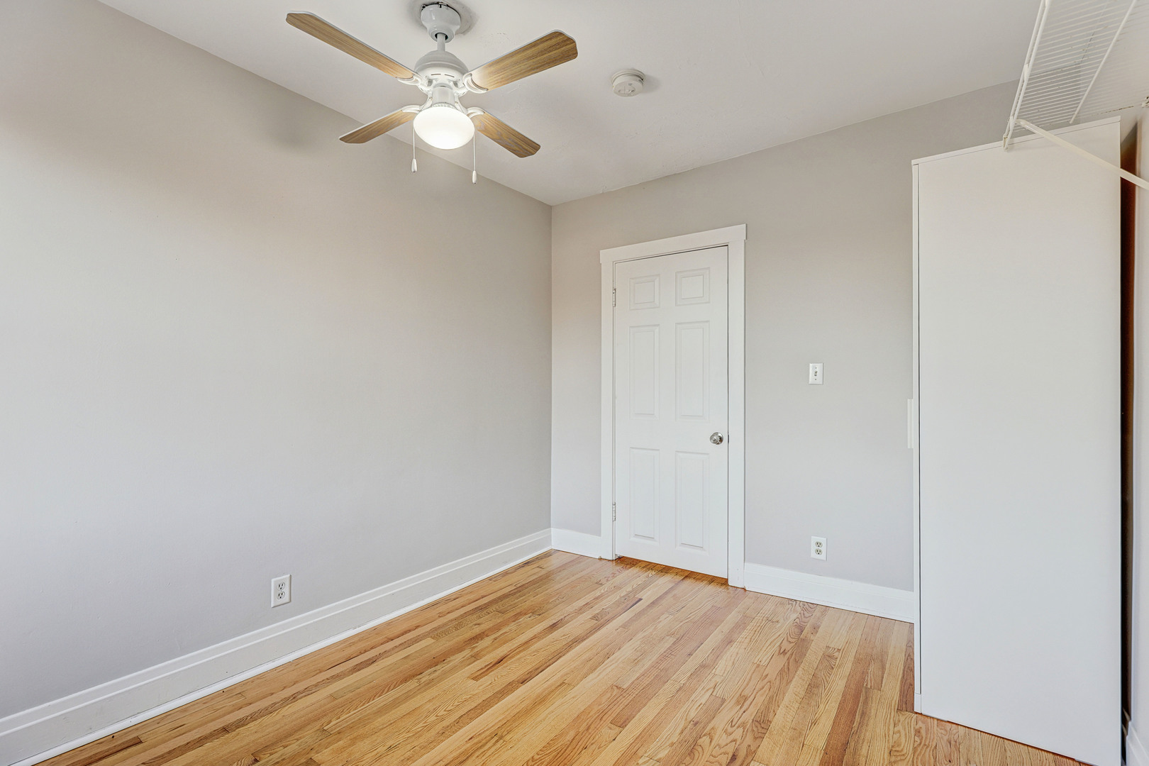 7832 Garden Lane, Justice, IL 60458