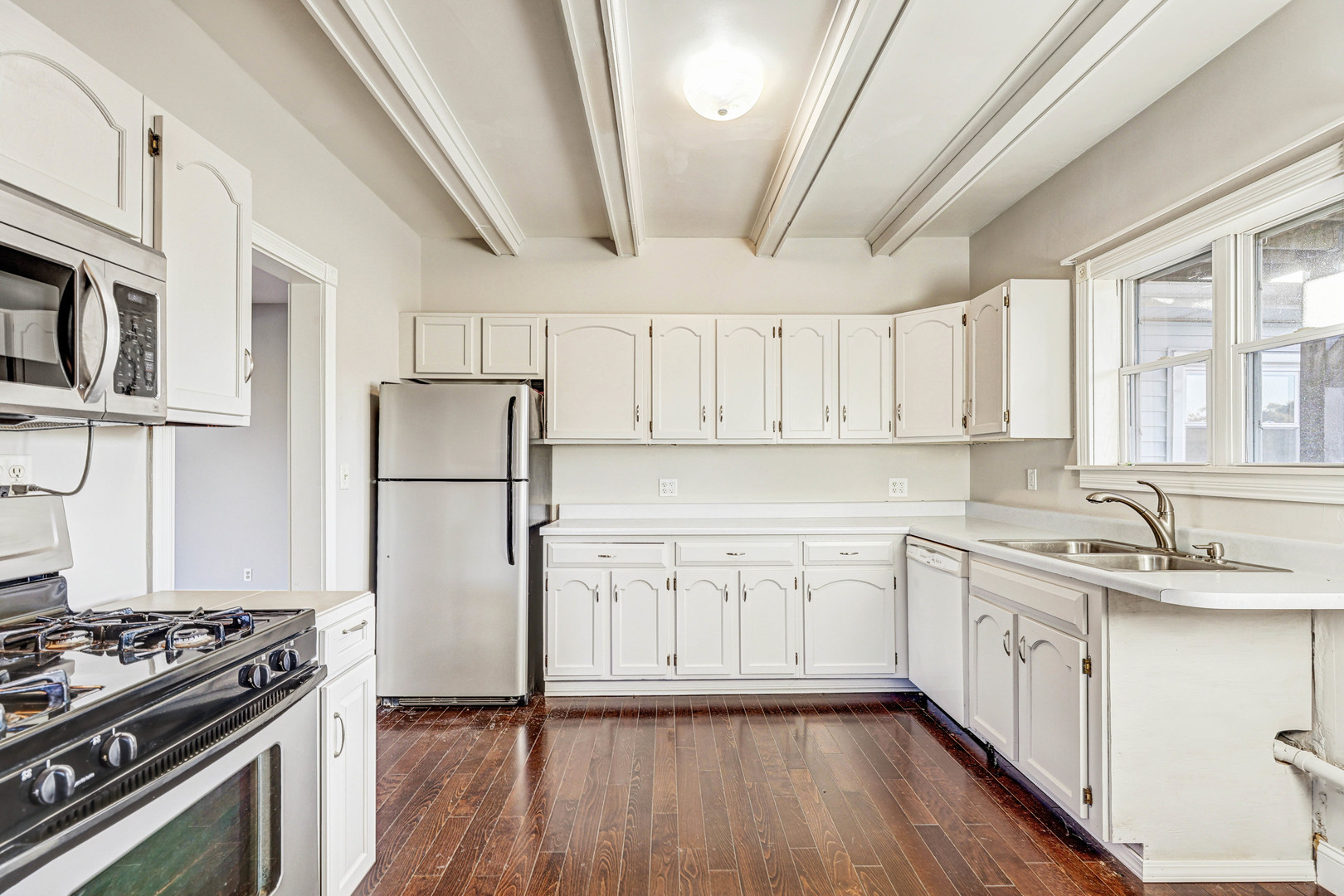 7832 Garden Lane, Justice, IL 60458