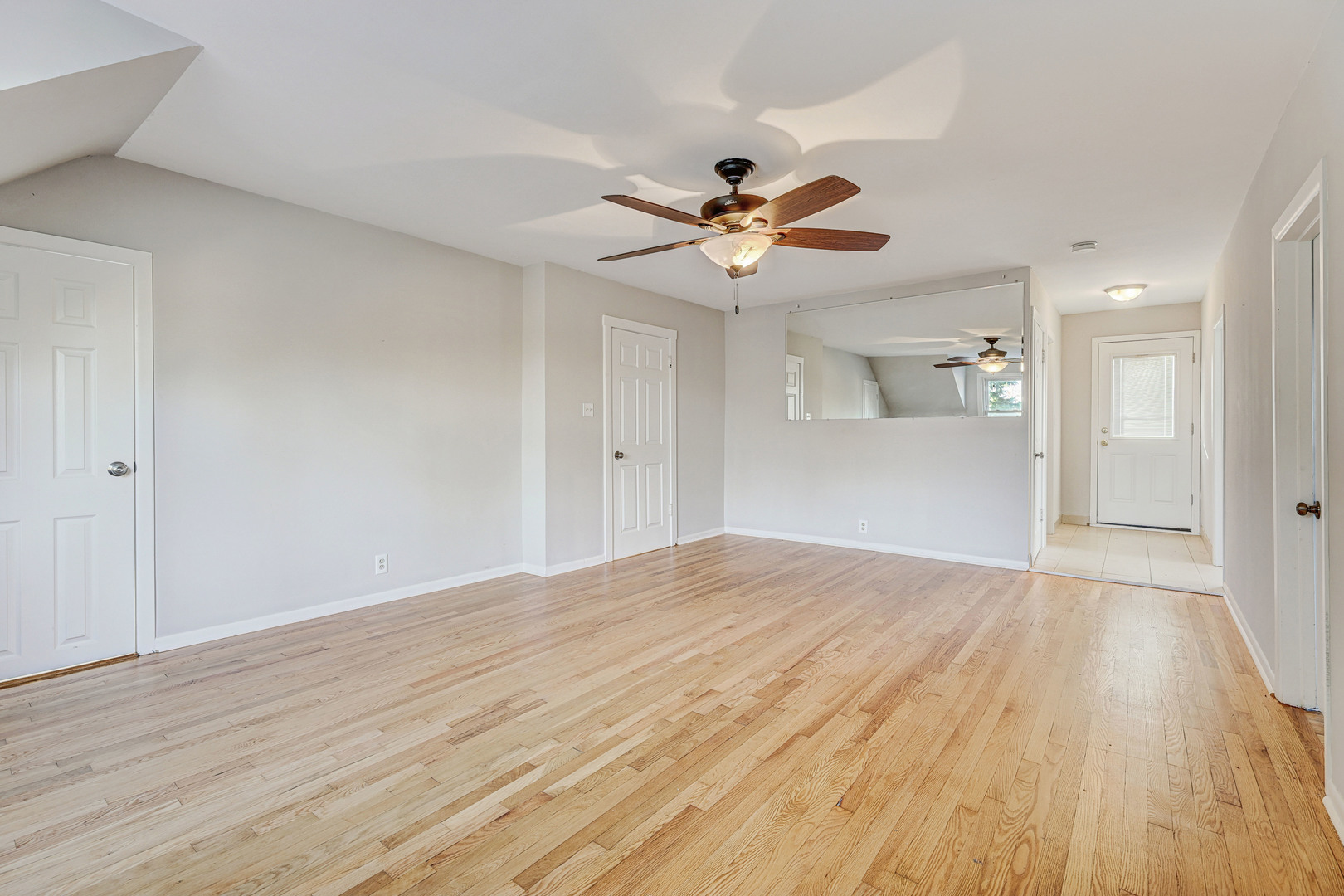 7832 Garden Lane, Justice, IL 60458