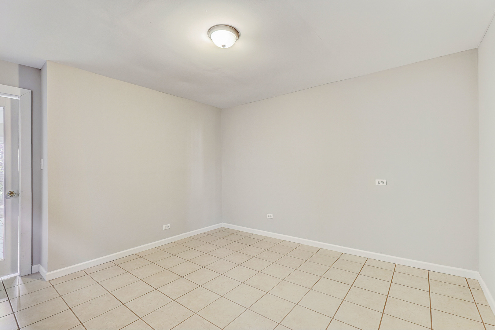 7832 Garden Lane, Justice, IL 60458