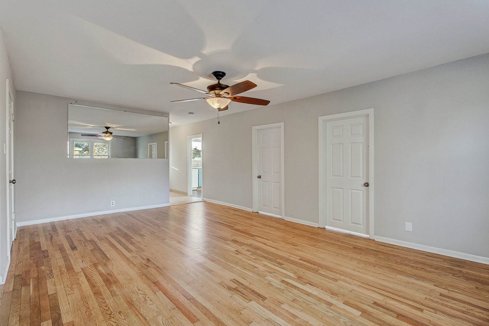 7832 Garden Lane, Justice, IL 60458