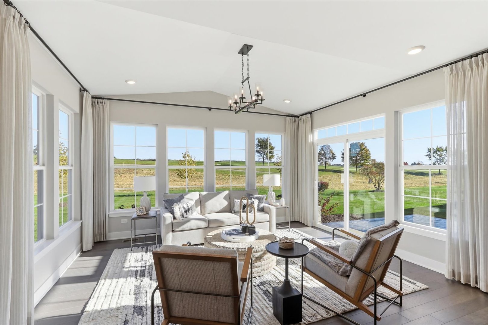 110 39th Street, Downers Grove, IL 60515