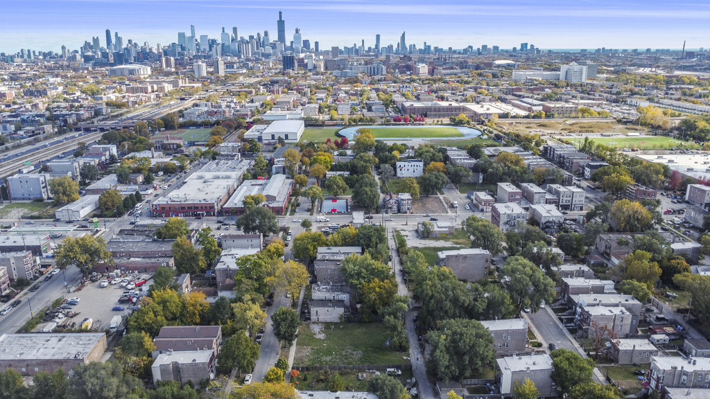 2839 W Flournoy Street, Chicago, IL 60612