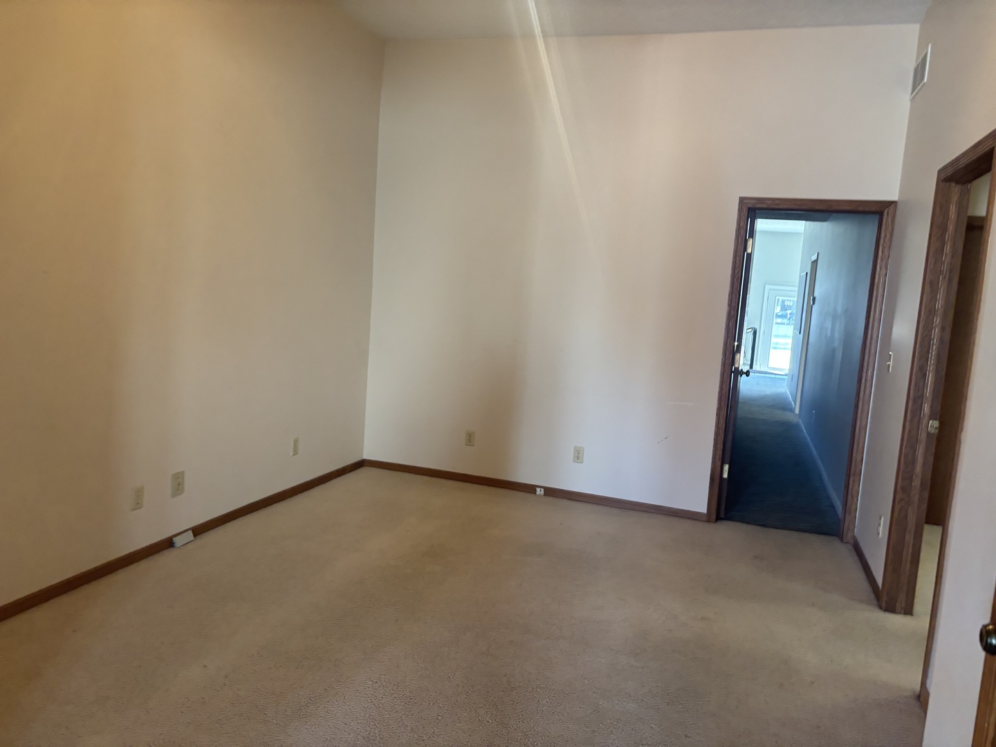 320 N Main Street #0, Roanoke, IL 61561