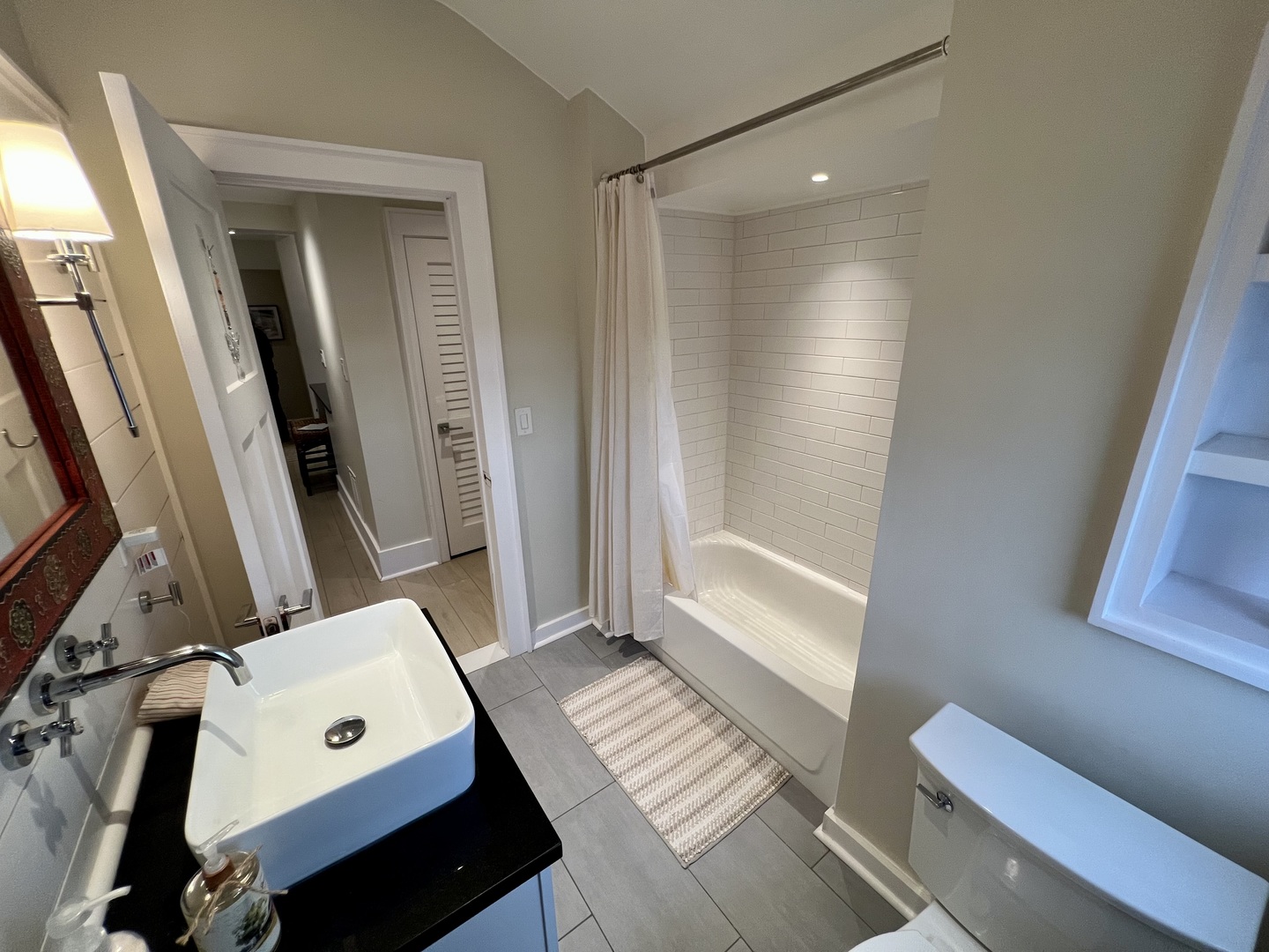 246 Washington Avenue #2, La Grange, IL 60525