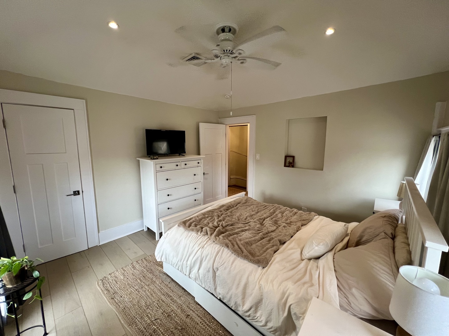 246 Washington Avenue #2, La Grange, IL 60525