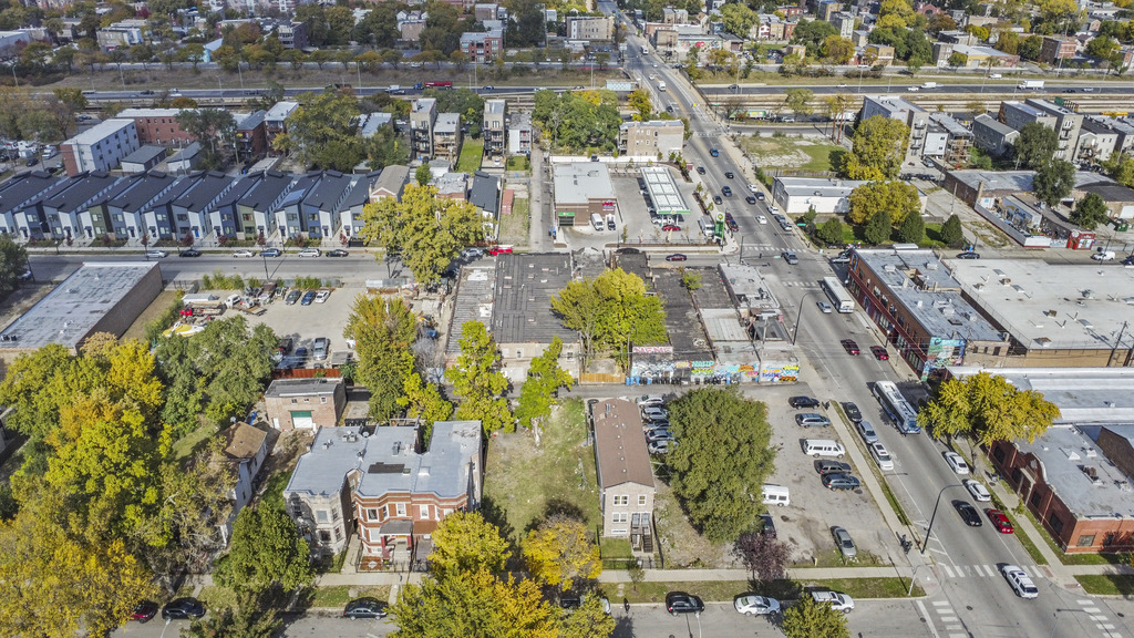 2816 W Flournoy Street, Chicago, IL 60612