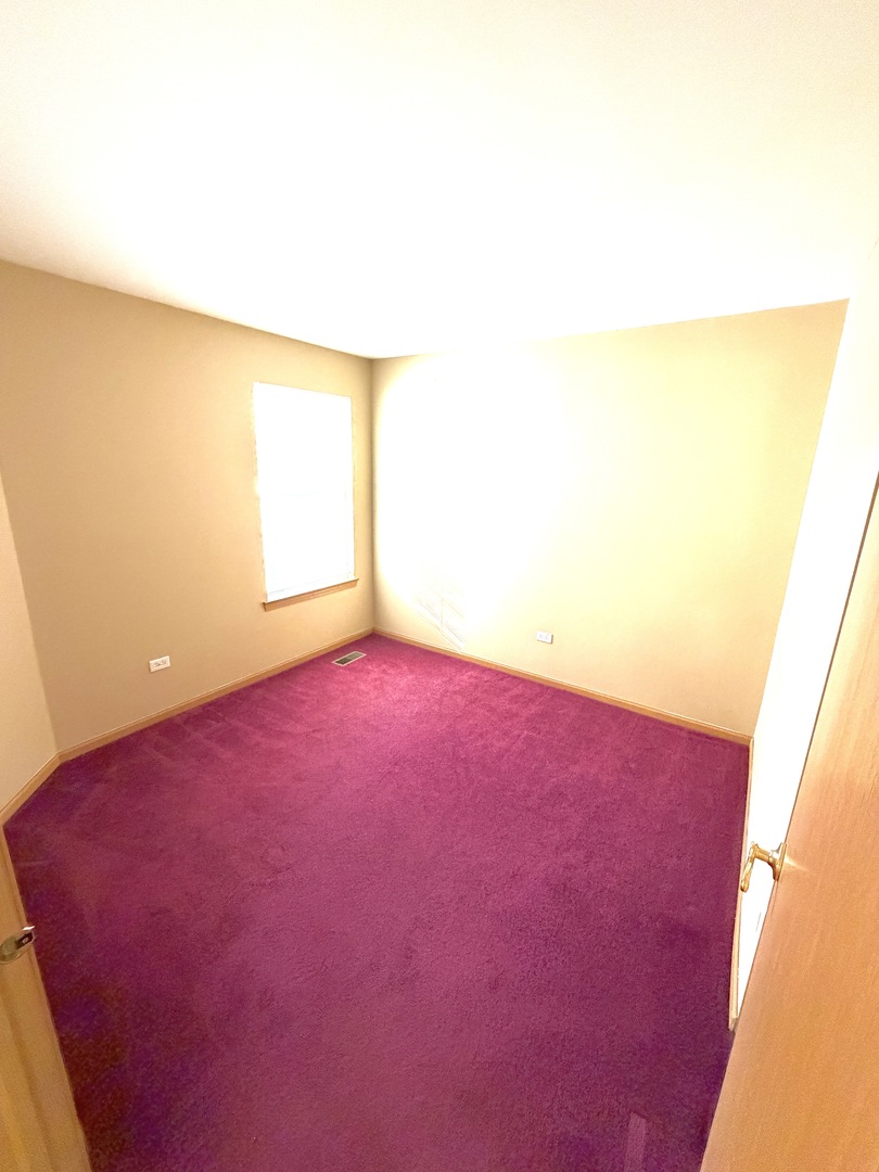 2314 Woodside Drive #34-C-2, Carpentersville, IL 60110