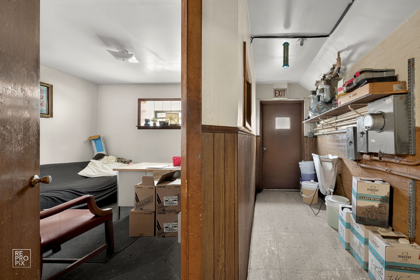 5960 S Archer Avenue, Chicago, IL 60638