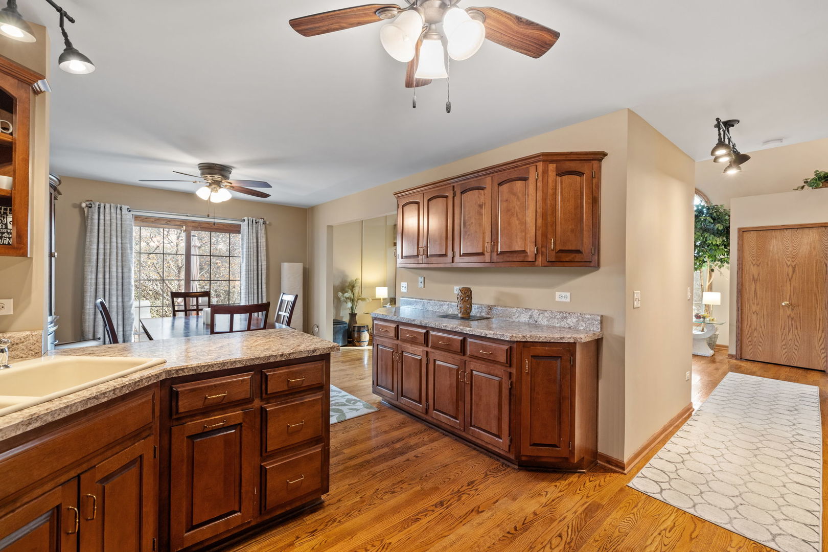 9302 Kimmel Court, Tinley Park, IL 60487